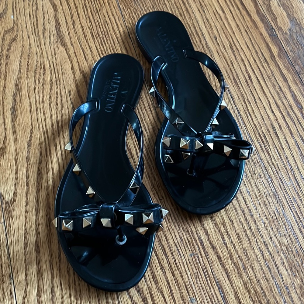Valentino RUBBER ROCKSTUD THONG